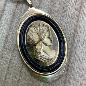Avon Vintage Silhouette Greek Cameo Black Gold Tone Oval Pendant